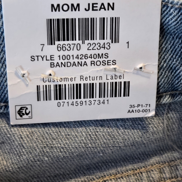 NWT Style&Co. Bandana Roses Vintage Style High Rise Straight Blue Jeans Size 14 - Picture 8 of 10